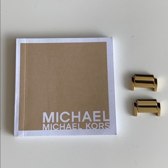 Michael Kors gold watch - Picture 4 of 4